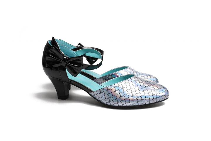 SugarPOP Myth heels with adjustable bow accent, featuring retro Mary Jane style and a chic 5cm kitten heel.