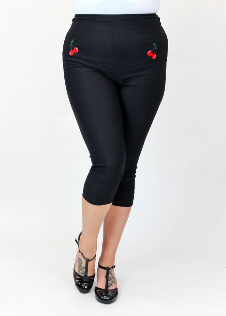 Stretchy black high waisted capri pants