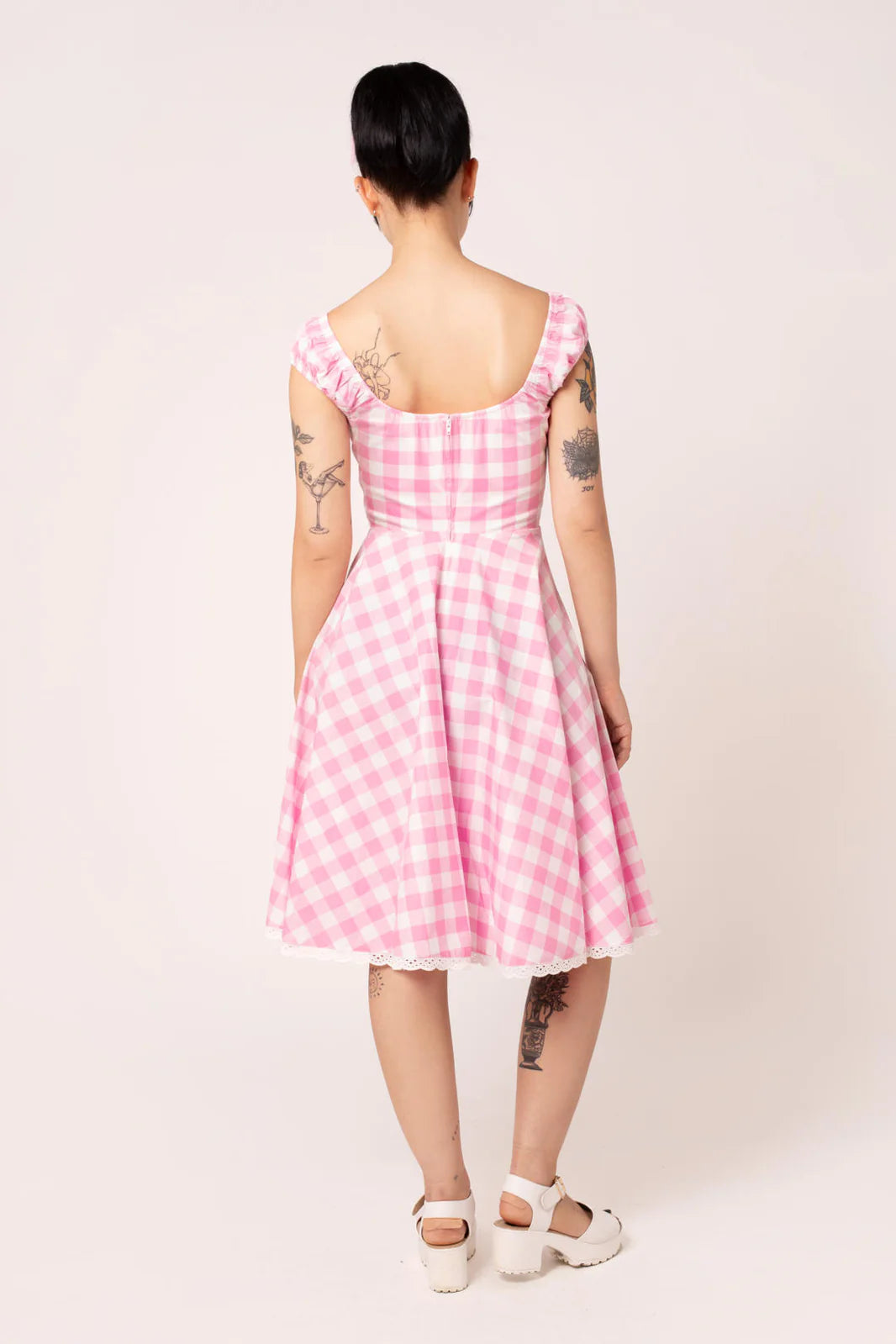Robe midi Hell Bunny Cindy en vichy rose, style années 50