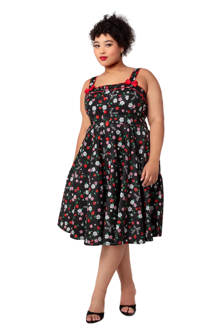 Hell Bunny Isobel black strawberry print 1950s swing dress with pockets vintage style midi dress