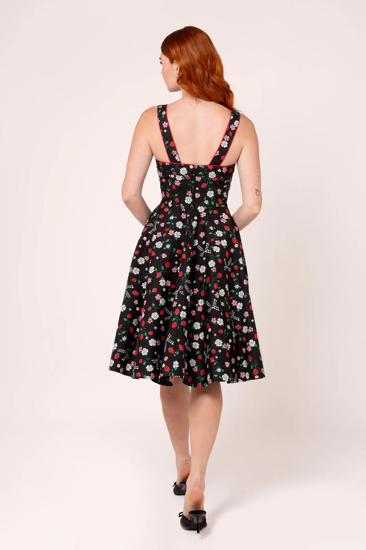Robe midi Hell Bunny Isobel imprimé fraises années 50