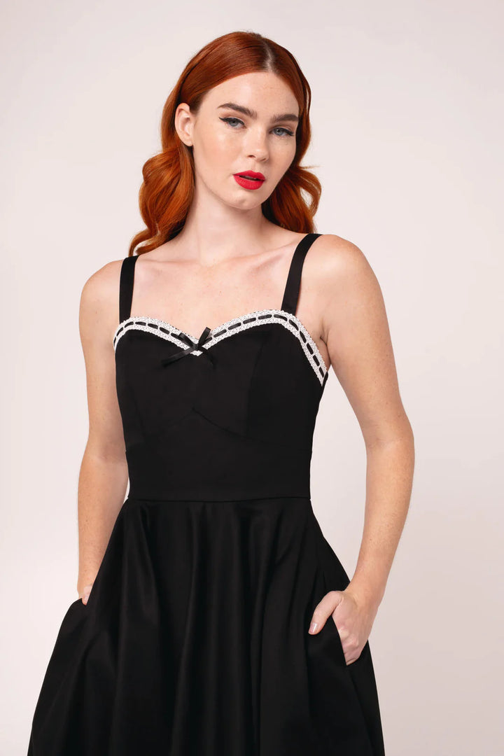 Robe midi Hell Bunny Gracie noire style années 50 à encolure en cœur