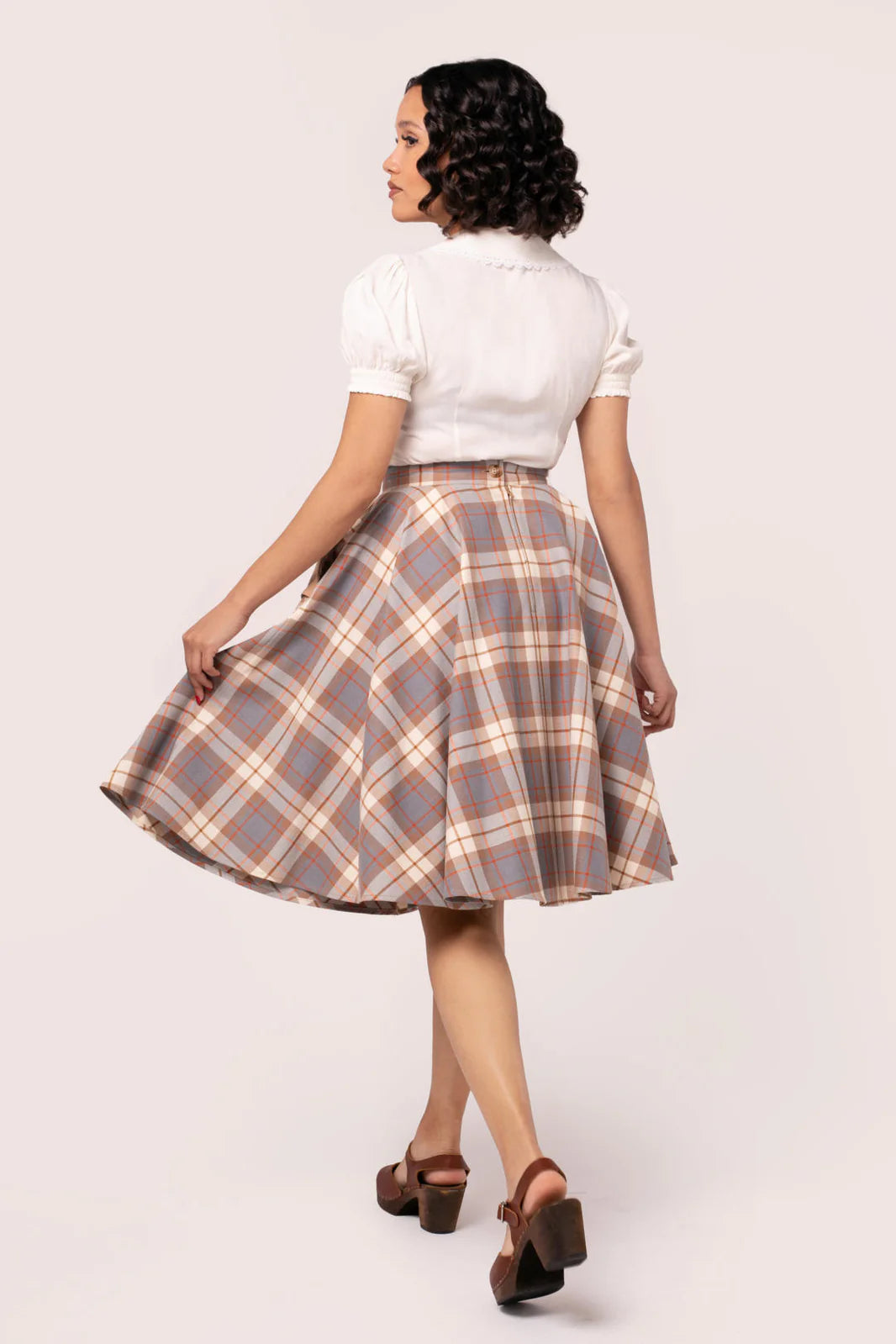 Hell Bunny Joseline Tartan Circle Skirt – Beige Vintage 50s Midi Skirt