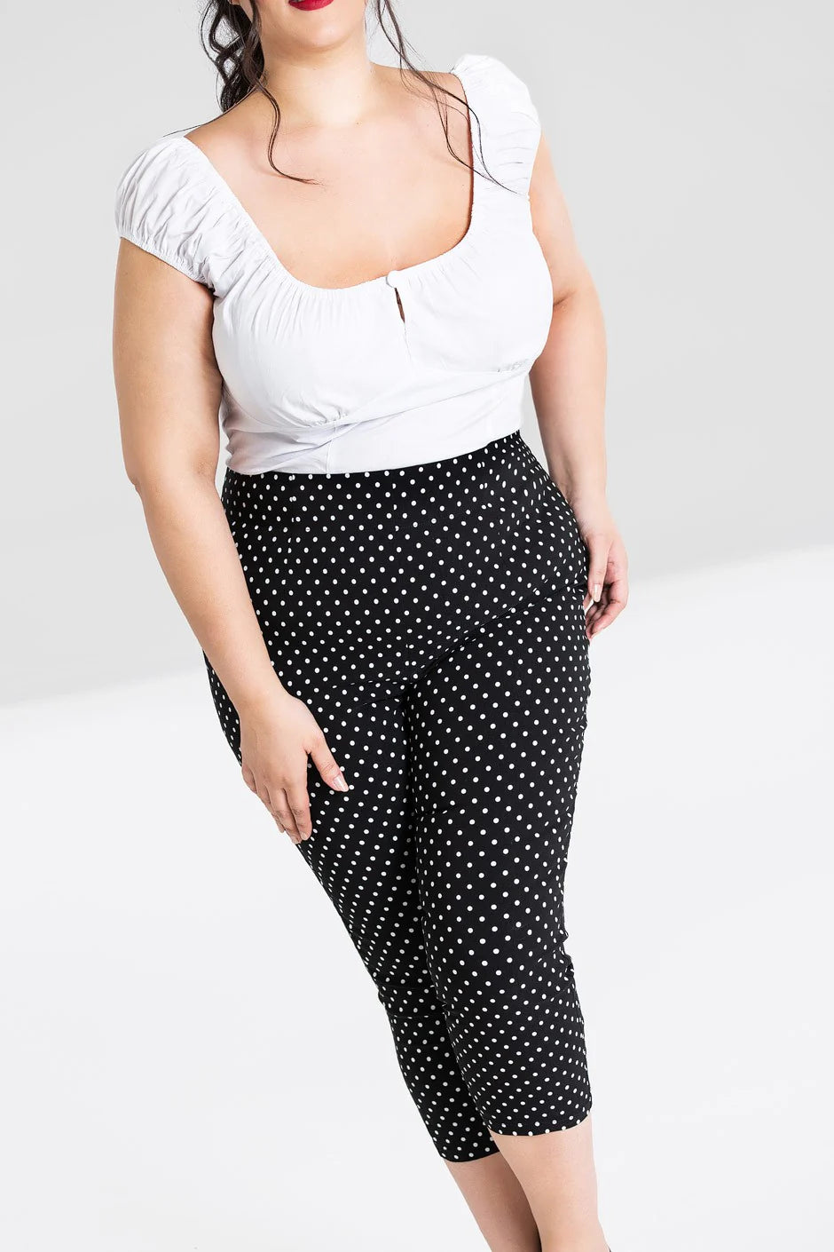 Hell Bunny Kay Capri Pants – Black Polka Dot Retro Capris