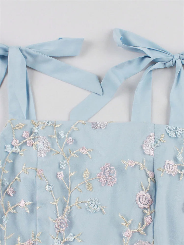 Blue Lace Cocktail Dress – Vintage Embroidered Party