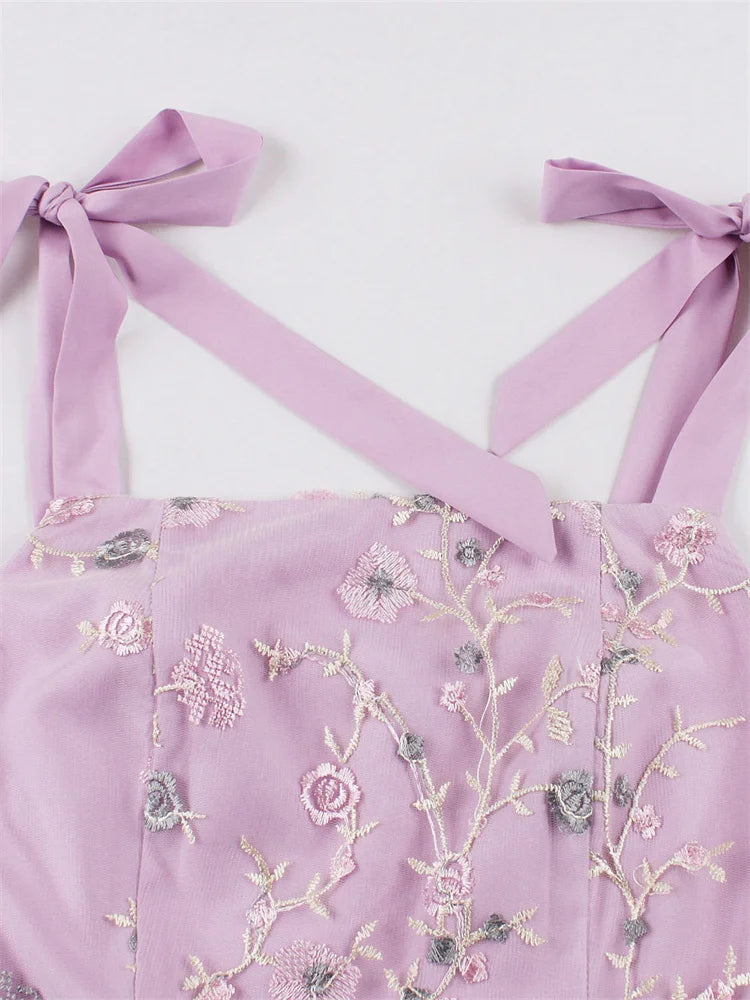 Lilac Lace Cocktail Dress – Vintage Embroidered Party