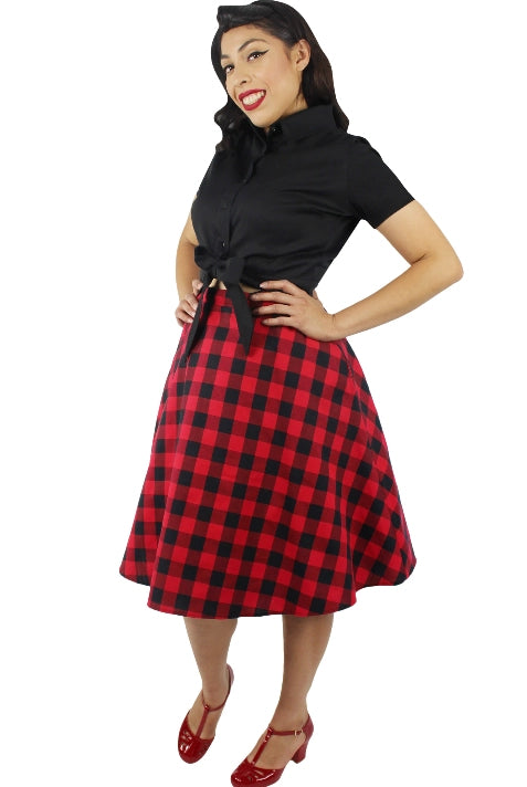 Hemet black tie front top with snap buttons and adjustable waist knot