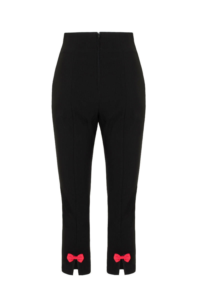 Close up of removable red bow detail on the Hell Bunny Natalie capri leg hem