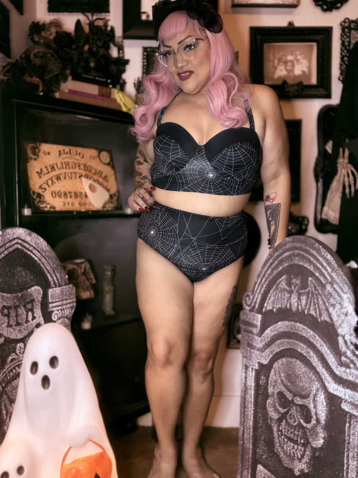 Mindy Morbs wearing the black Spiderweb retro bikini