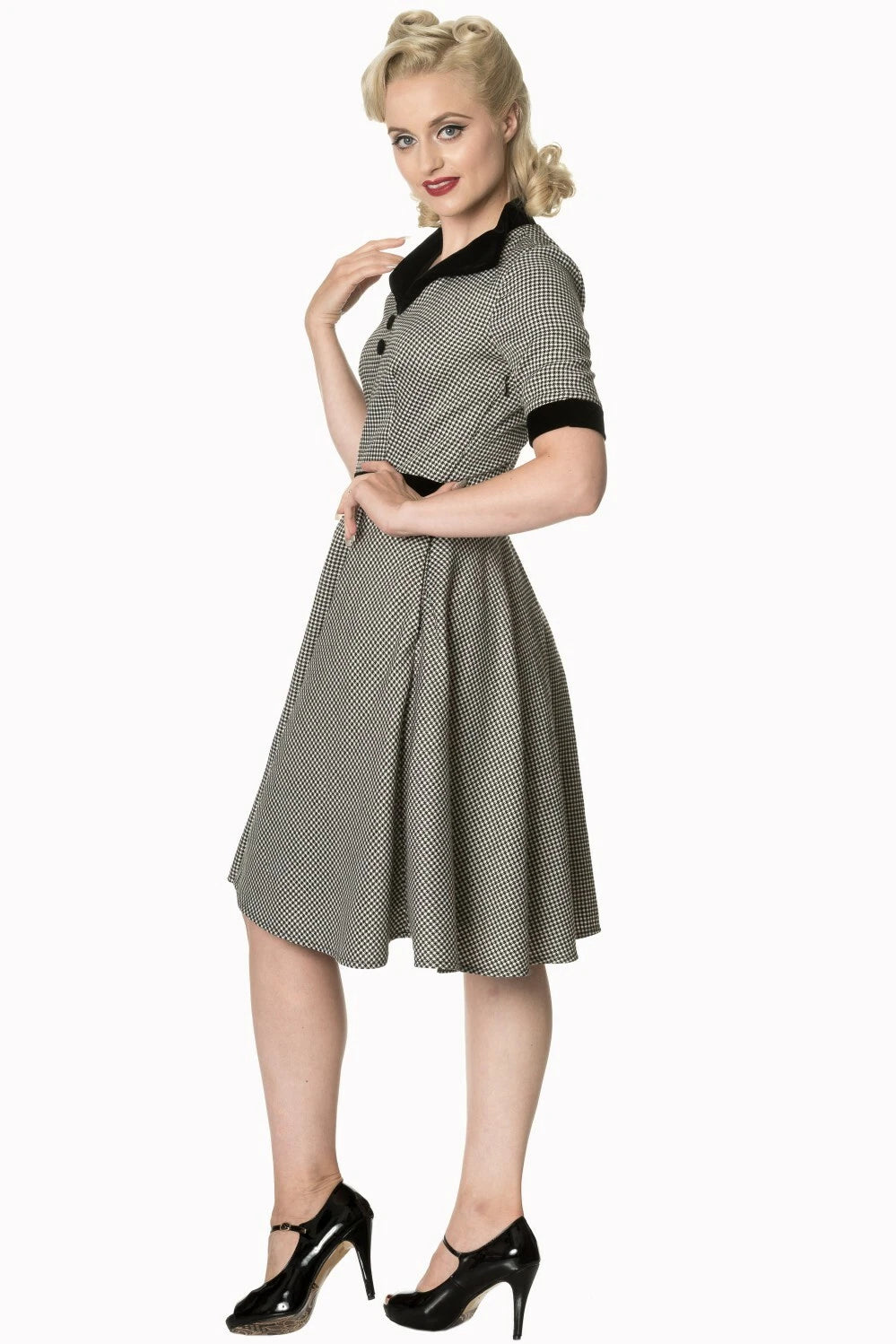 Banned Apparel Swept Off Her Feet 50s Dress