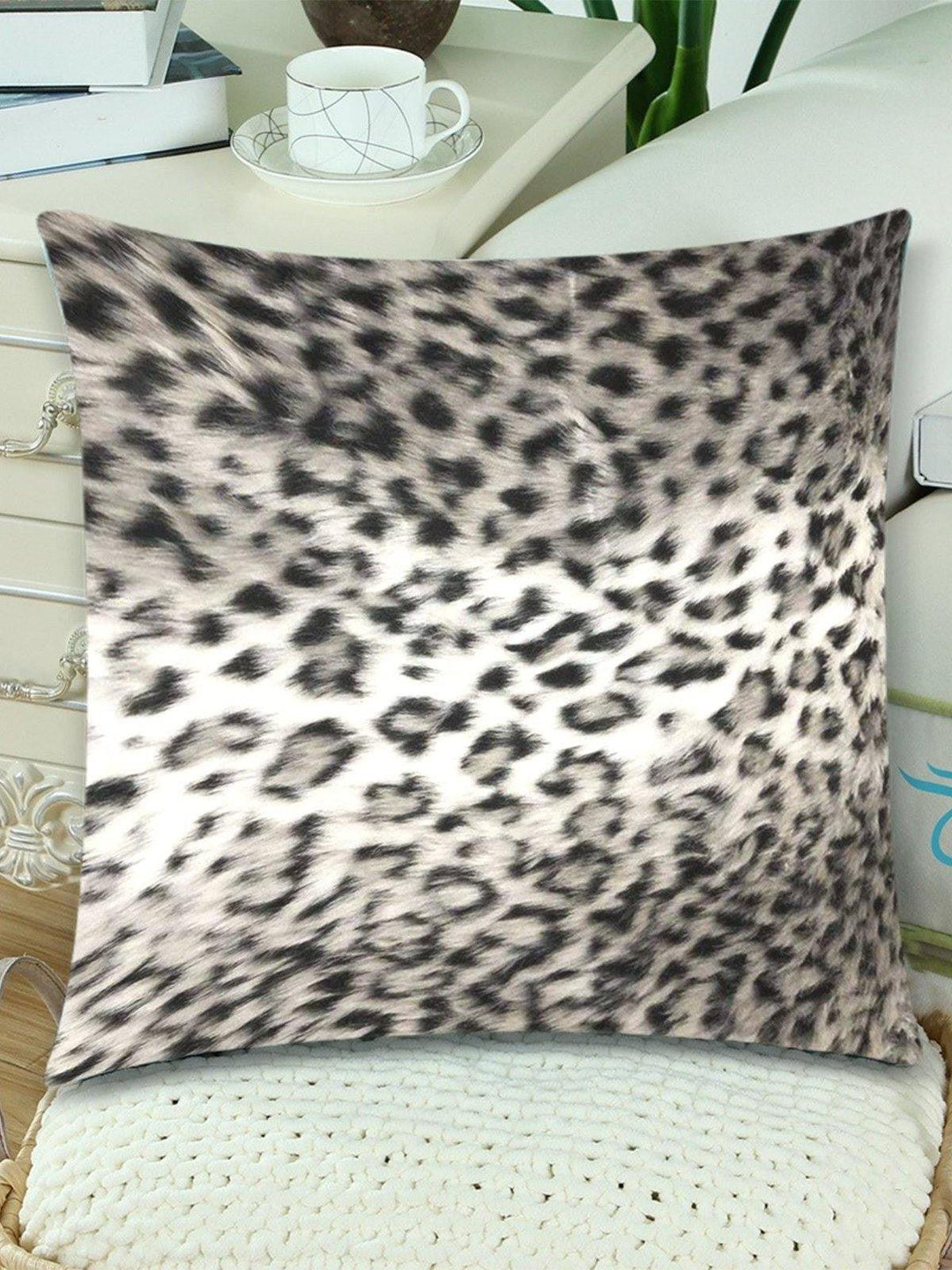 SNOW LEOPARD Throw Pillow Cover